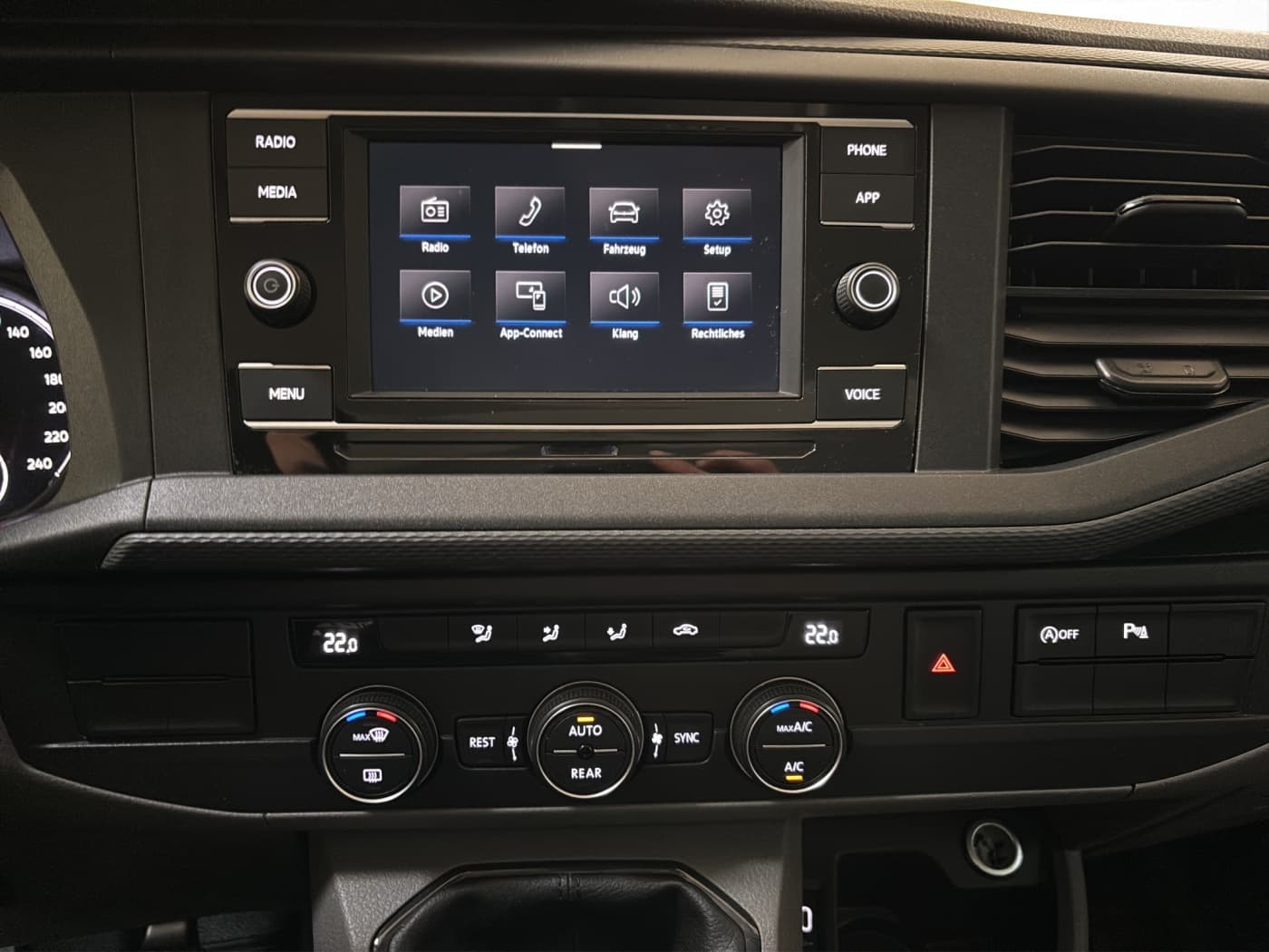 Volkswagen T6 Caravelle 2.0 TDI Bild 12