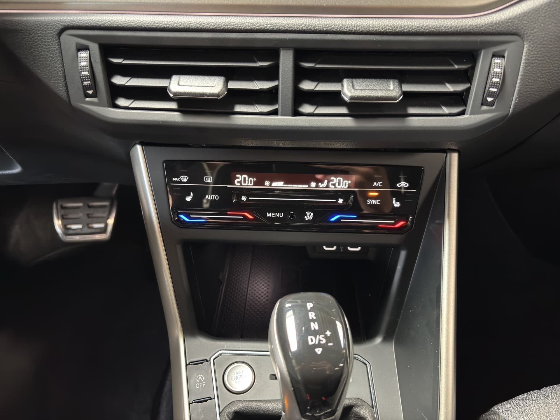 Volkswagen Taigo Life MOVE 1.5 TSI 110kW 7-Gang DSG 4 Türen Bild 12