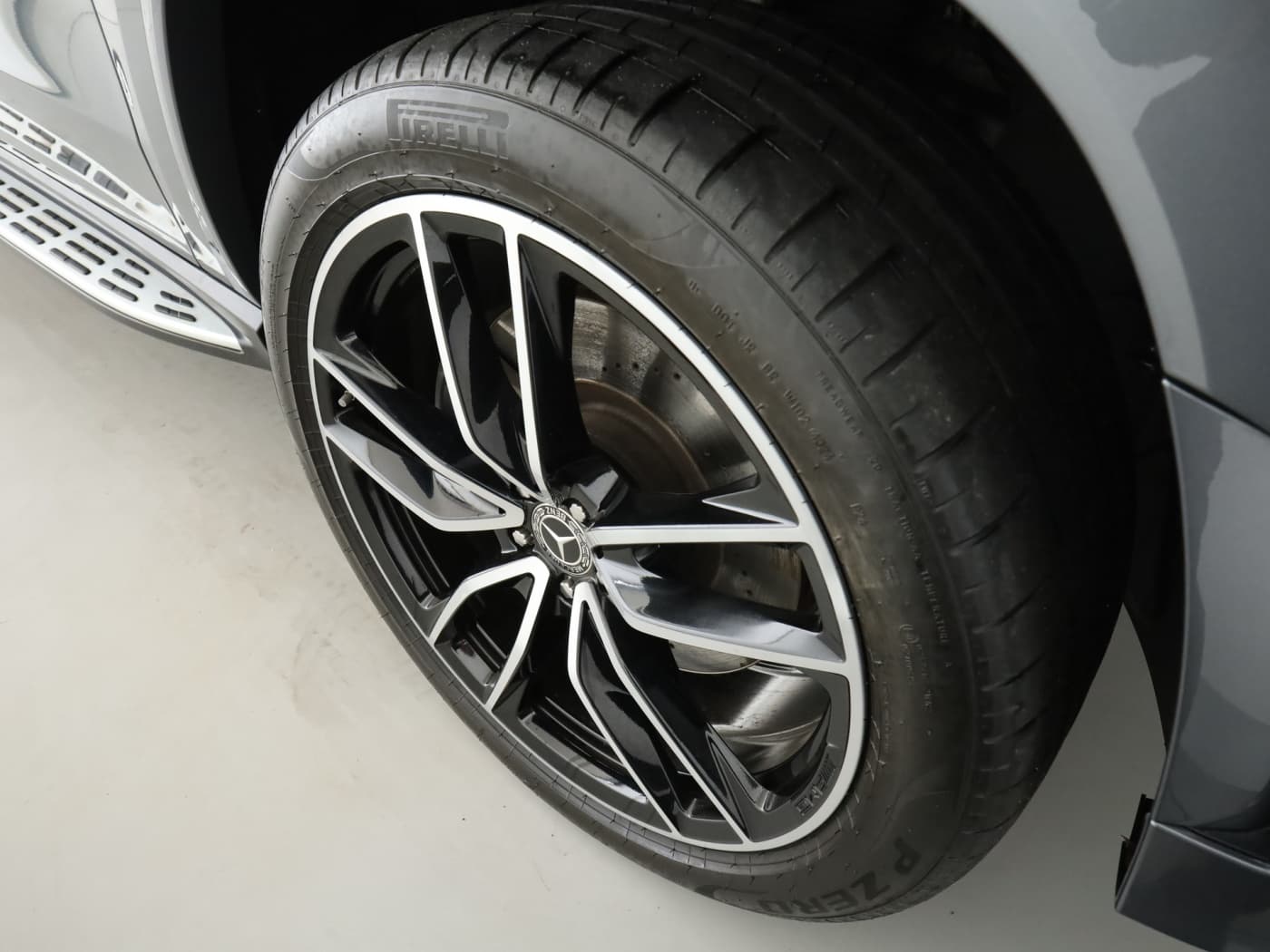 Mercedes-Benz GLS 400 d 4M Bild 22