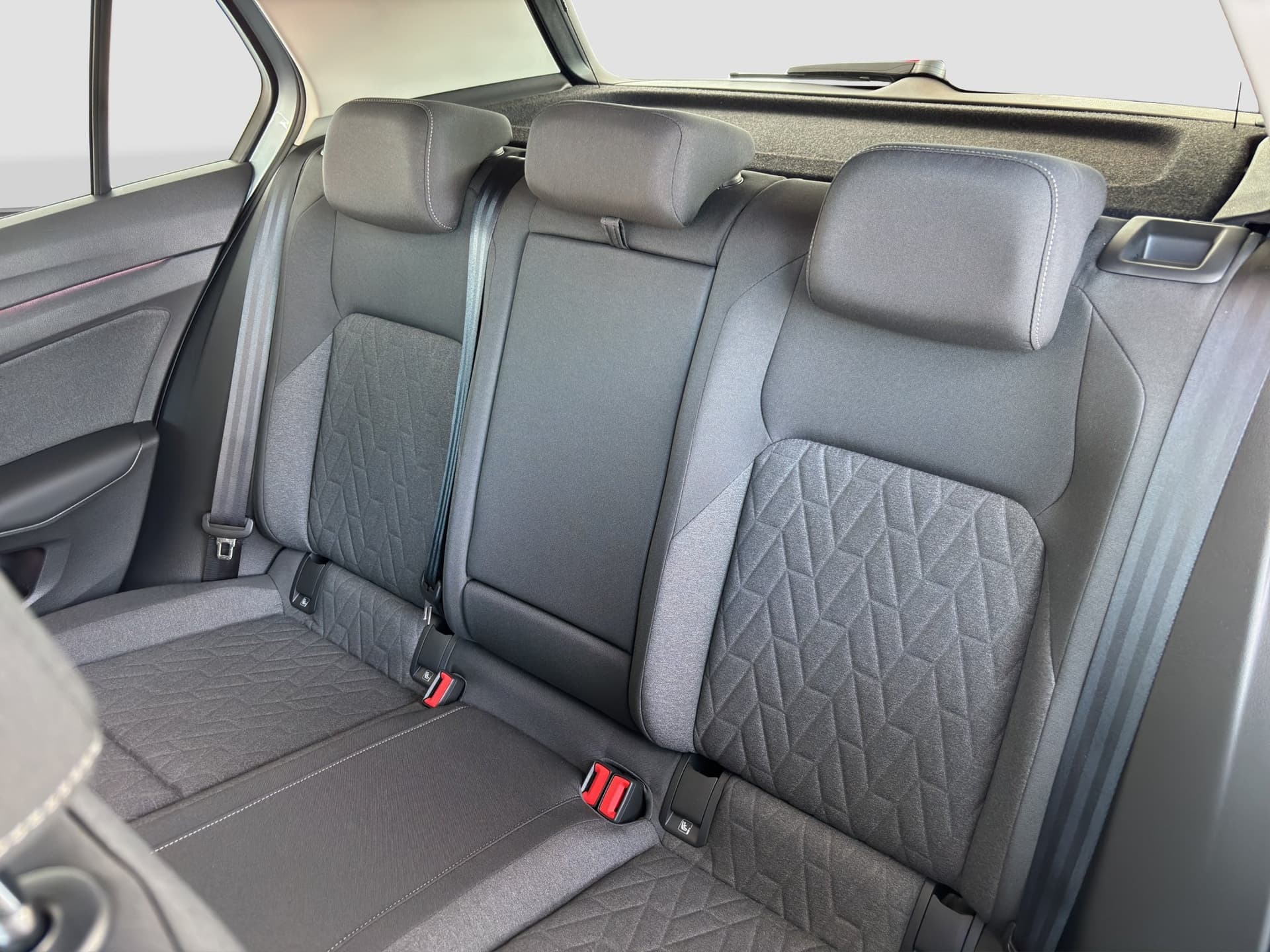 Volkswagen Golf Life 1.5 TSI 115 PS DSG ACC KAMERA NAVI Bild 14