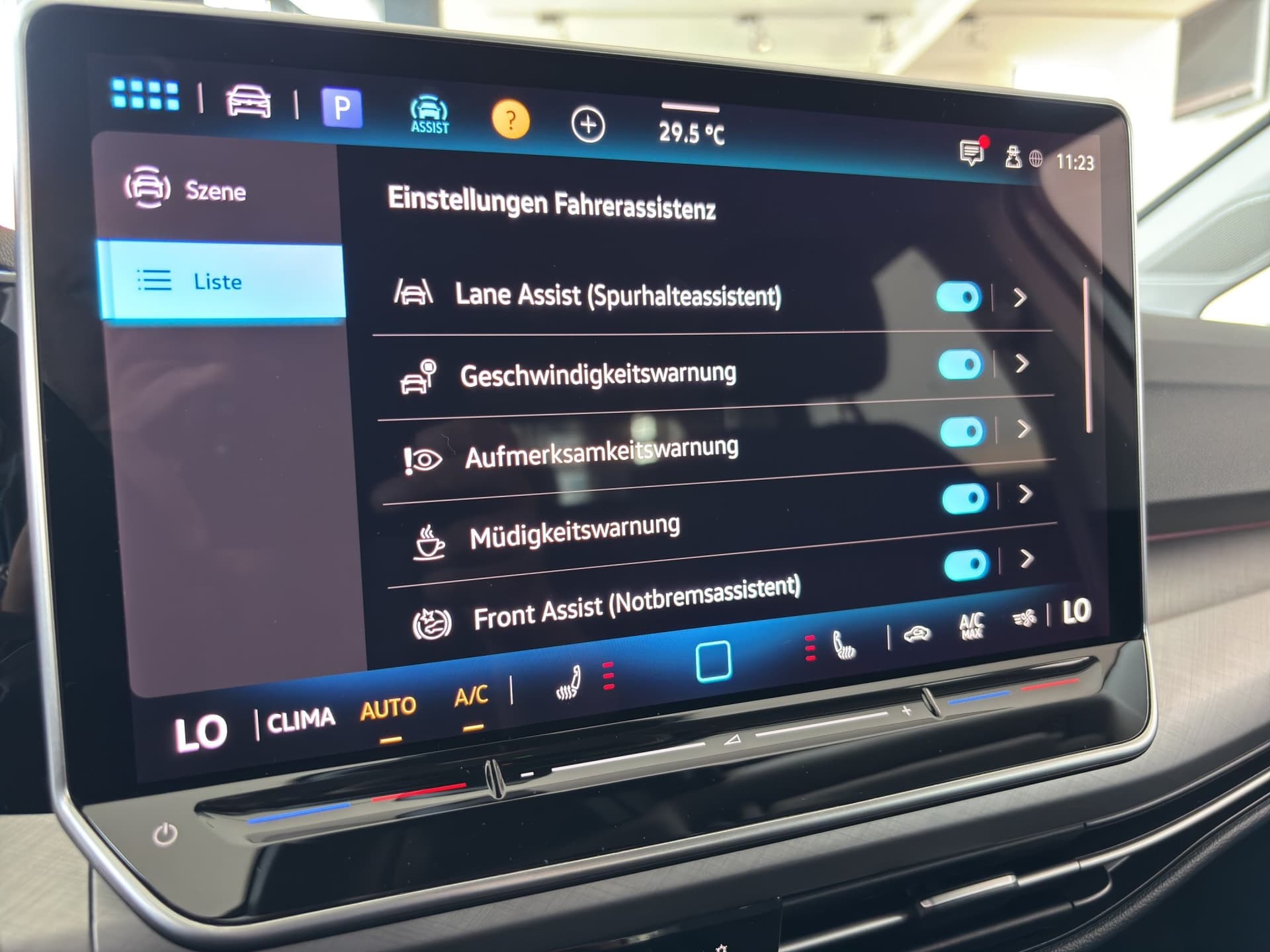 Volkswagen Golf Life 1.5 TSI 115 PS DSG ACC KAMERA NAVI Bild 23