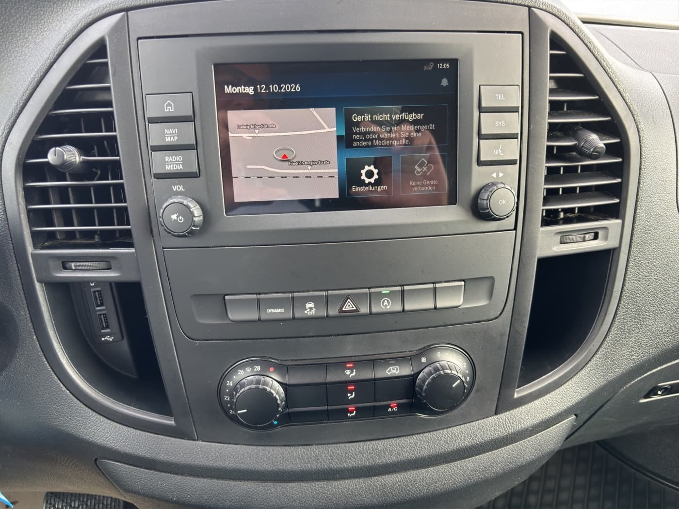 Mercedes-Benz Vito 116 CDI Mixto lang Bild 11