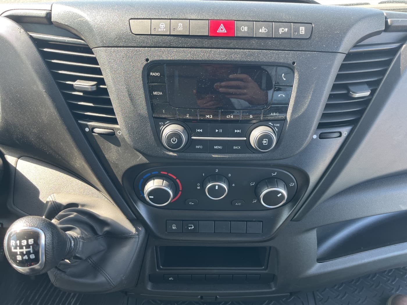 IVECO Daily Koffer LBW Maxi Bild 11