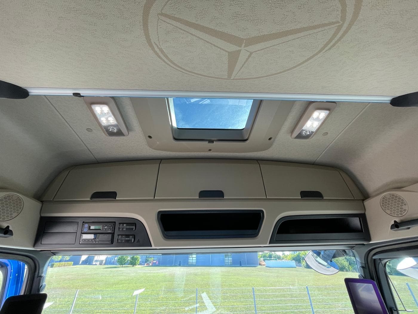 Mercedes-Benz Actros 1848 LS Bild 11