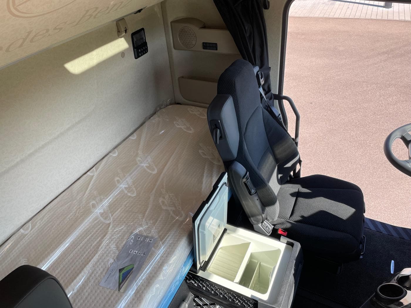 Mercedes-Benz Actros 1848 LS Bild 12