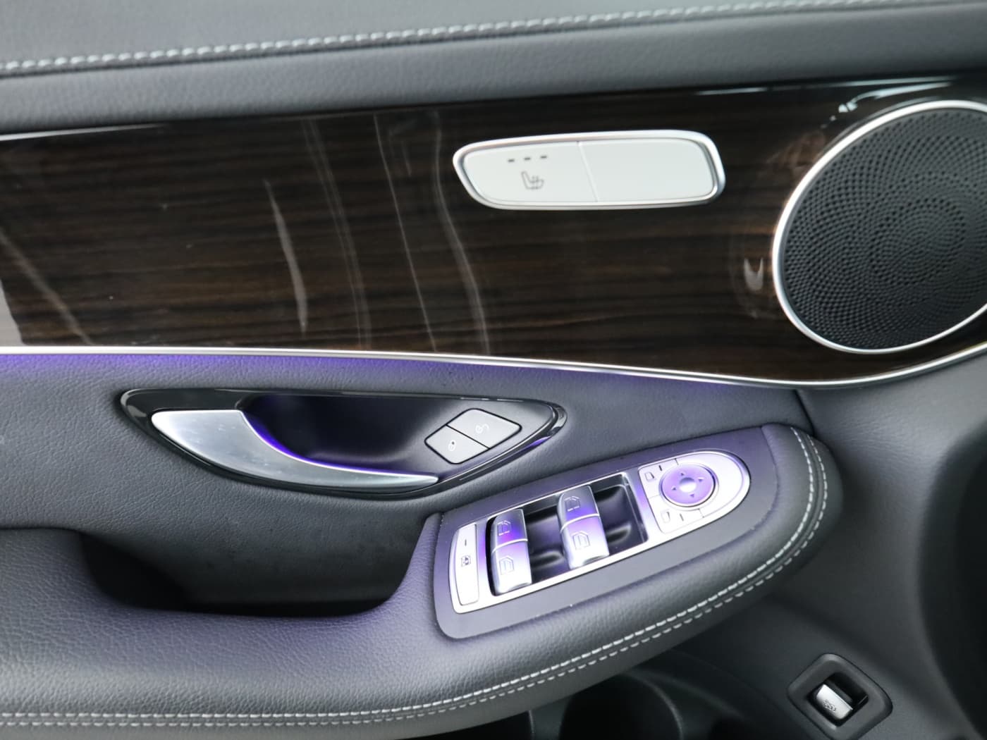 Mercedes-Benz GLC 300 de 4M Bild 19