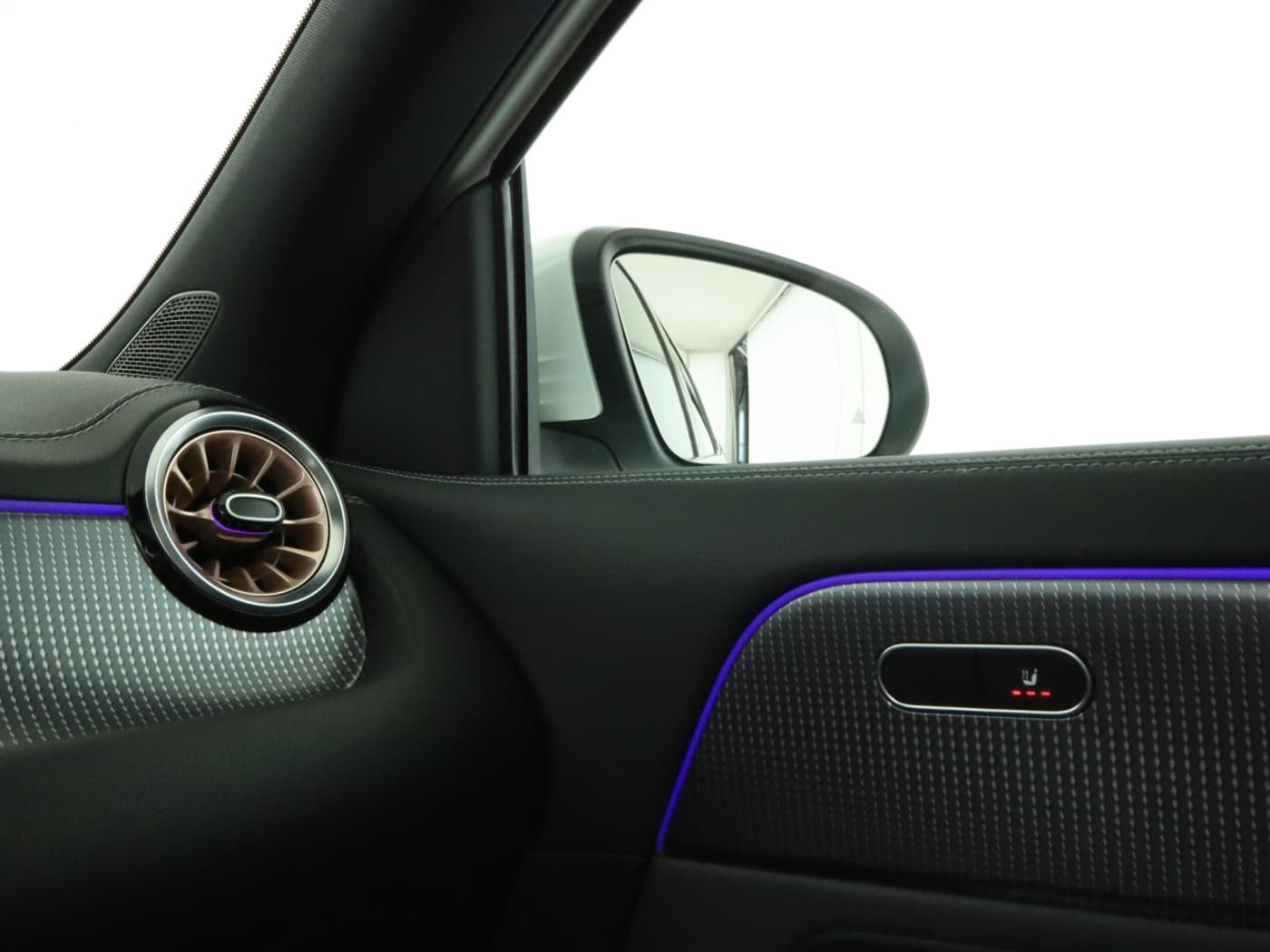 Mercedes-Benz EQA 250 Bild 16
