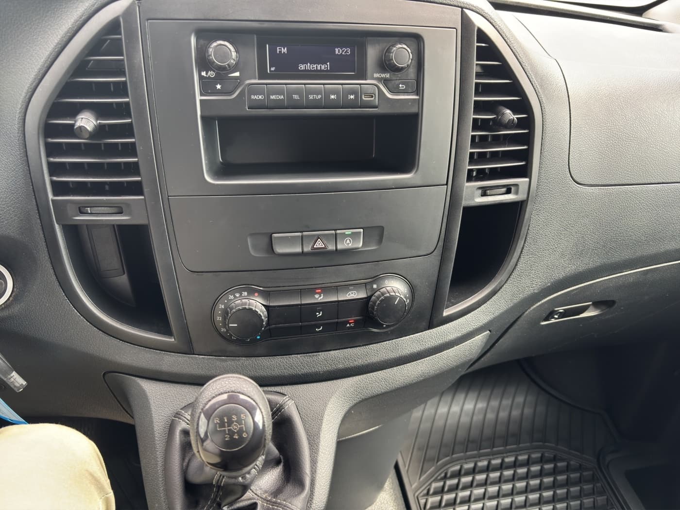 Mercedes-Benz Vito 110 CDI Kasten Lang Bild 12