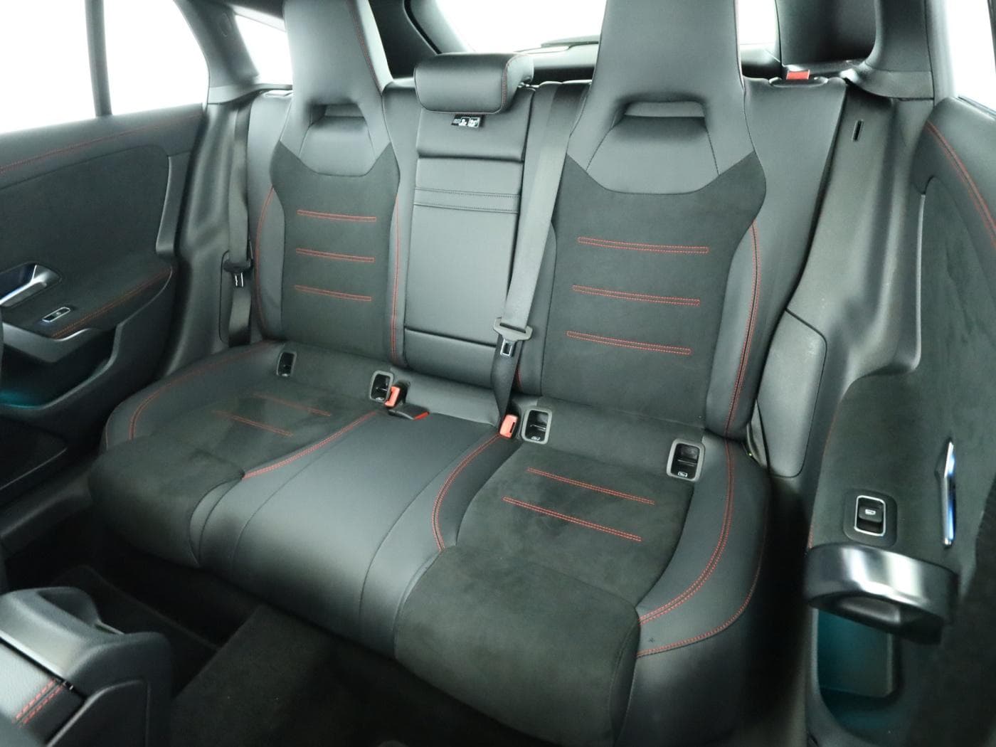 Mercedes-Benz CLA 250 e SB Bild 18