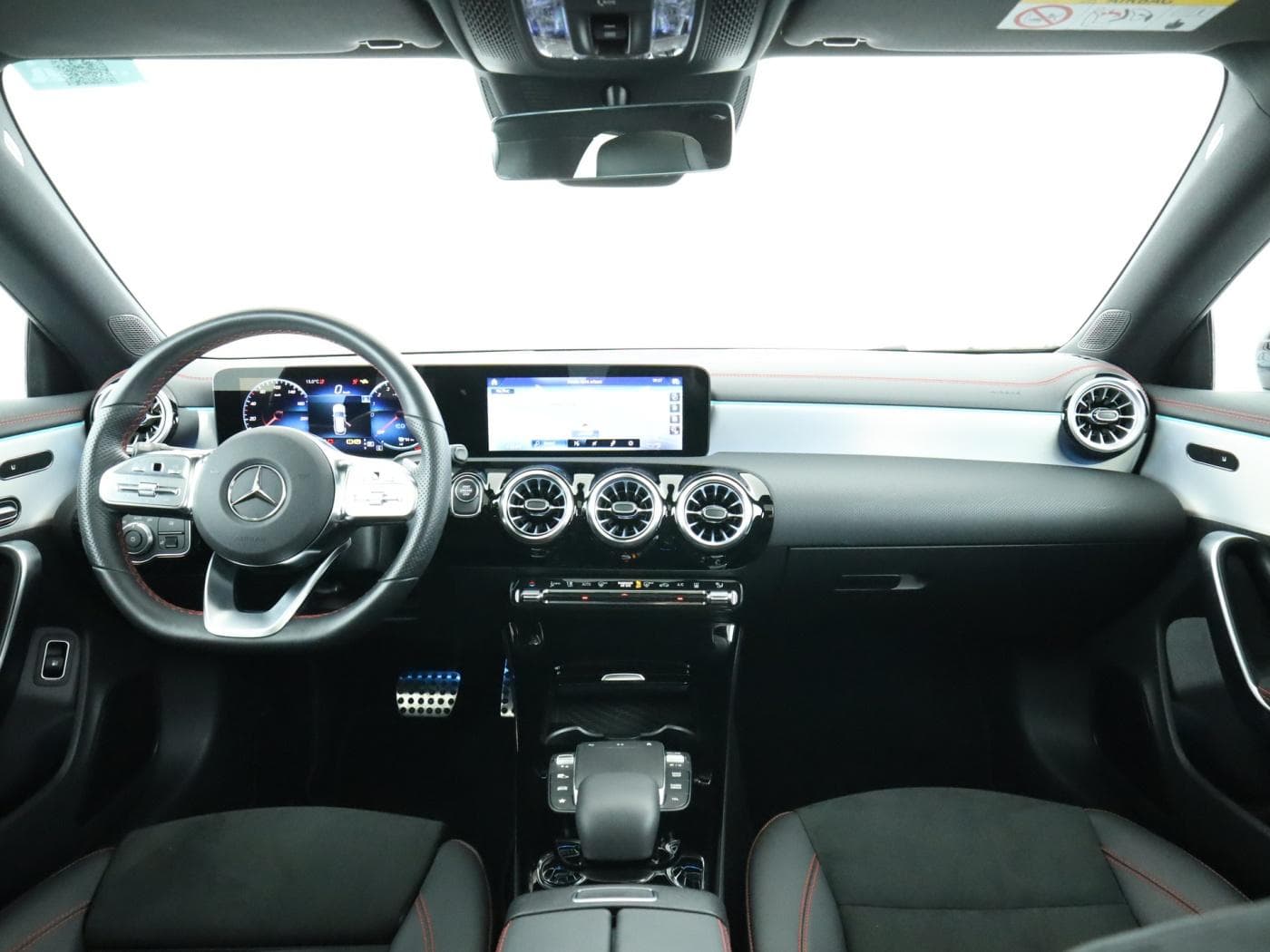 Mercedes-Benz CLA 250 e SB Bild 19