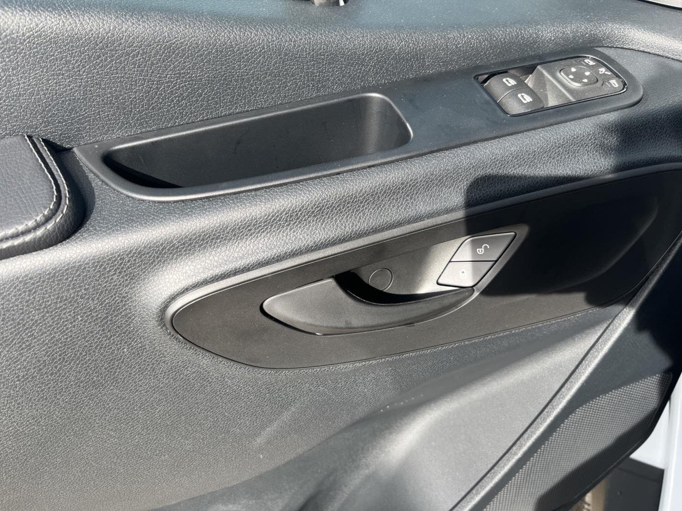 Mercedes-Benz Sprinter 317 CDI Kasten Bild 18