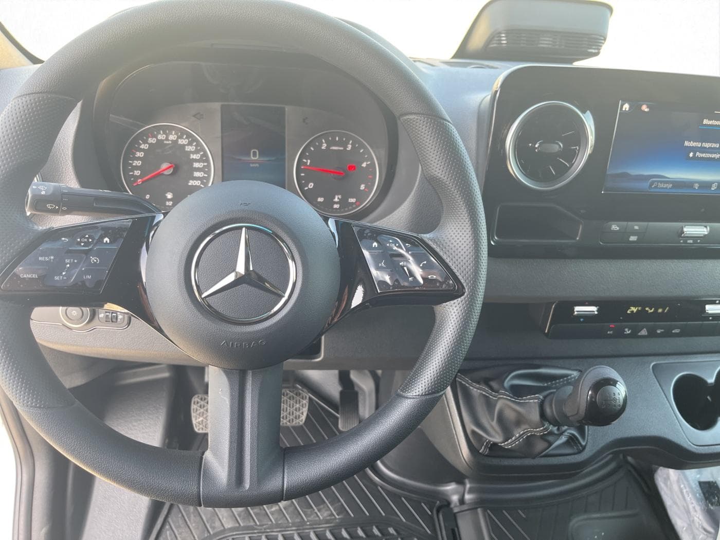 Mercedes-Benz Sprinter 317 CDI Kasten Bild 9