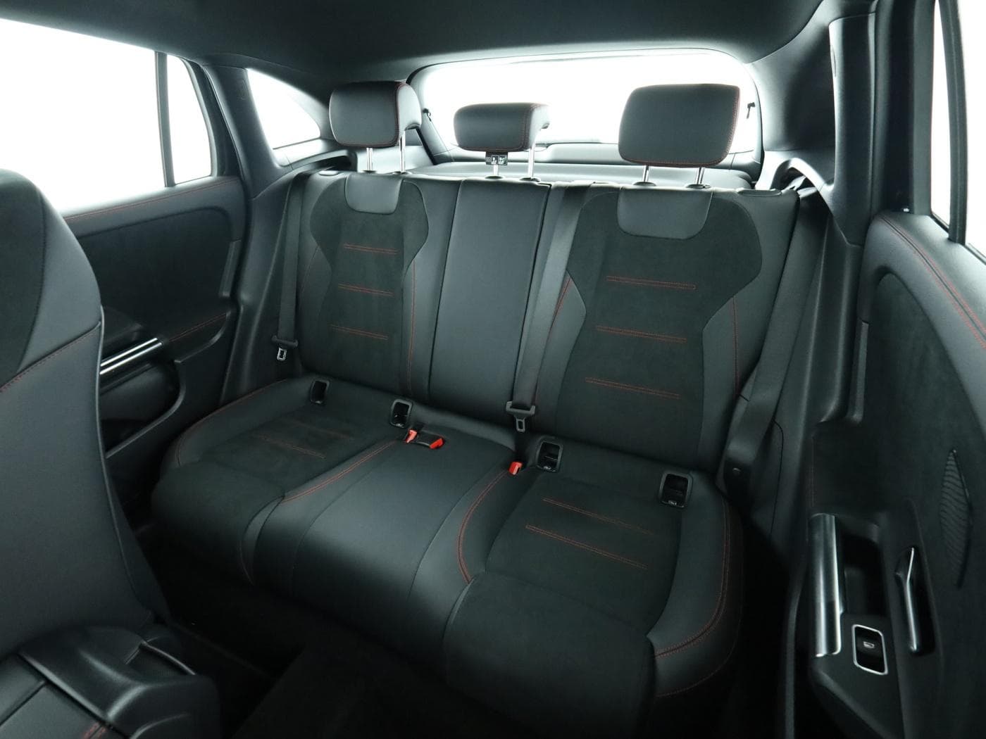 Mercedes-Benz GLA 250 e Bild 18