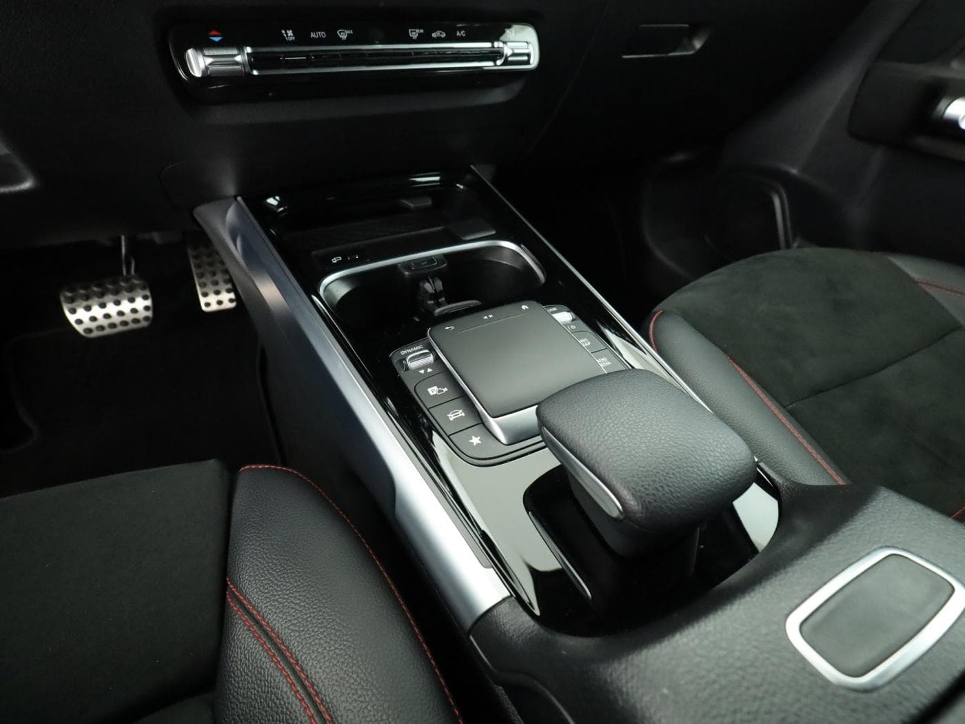 Mercedes-Benz GLB 200 d Bild 15