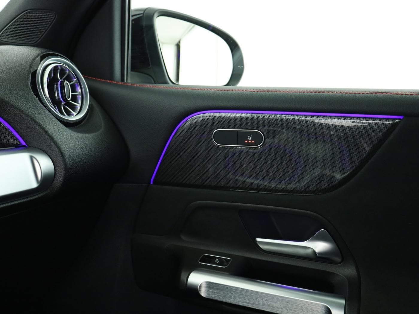 Mercedes-Benz GLB 200 d Bild 16