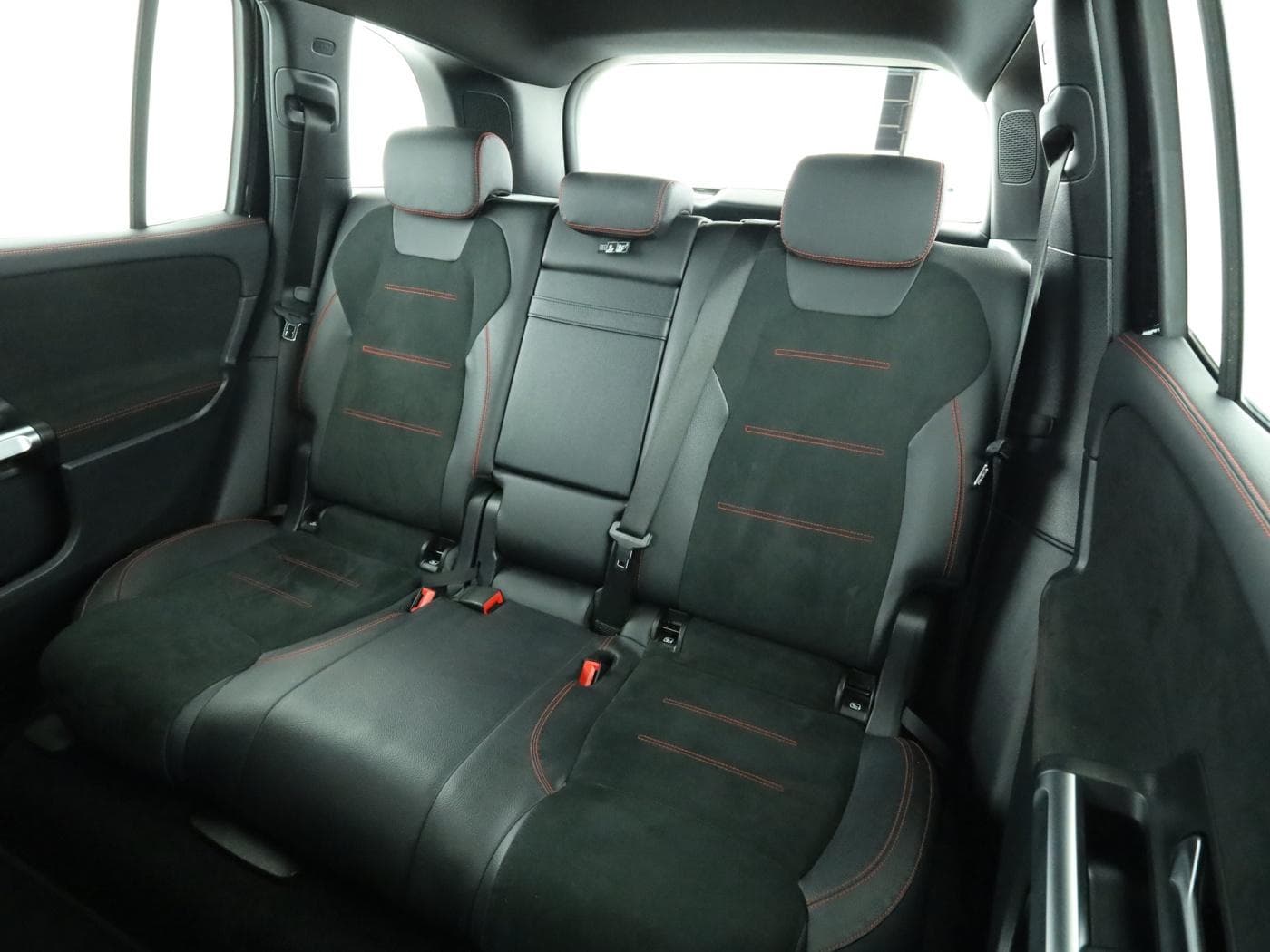 Mercedes-Benz GLB 200 d Bild 18