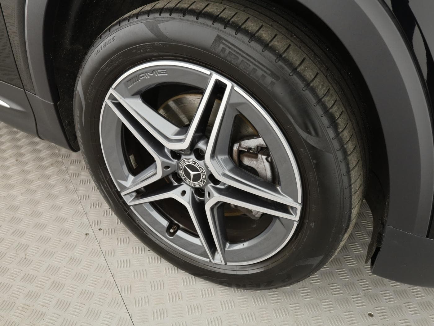 Mercedes-Benz GLB 200 d Bild 21