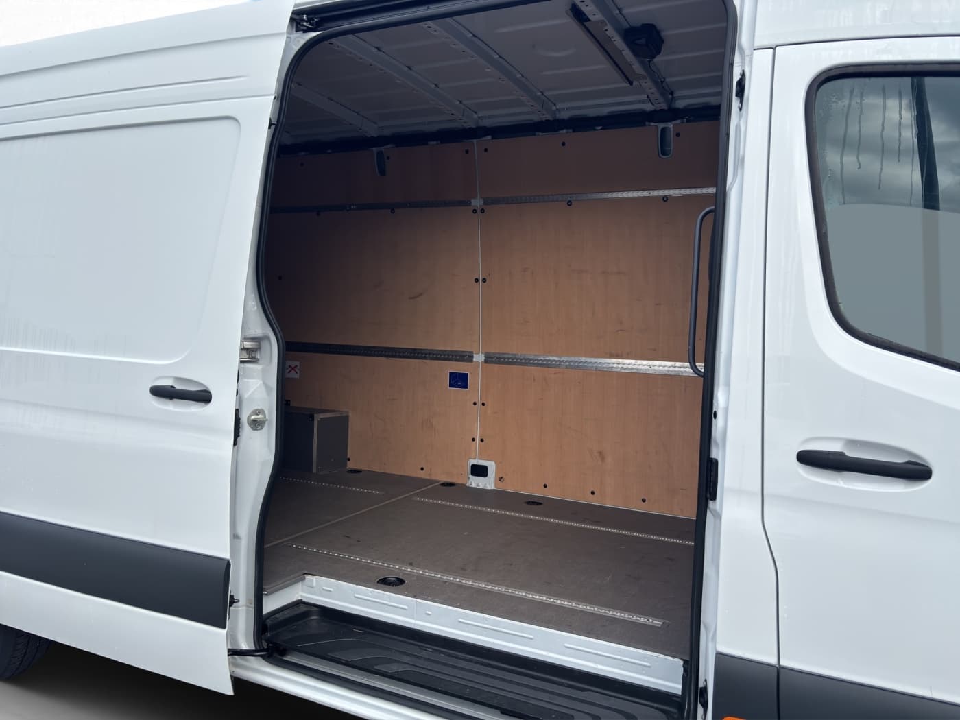 Mercedes-Benz Sprinter 317 CDI Hochdach Kasten lang Bild 16