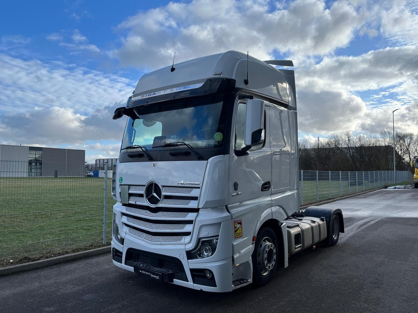 Mercedes-Benz Actros 1848 LS nRL GigaSpace Bild 13