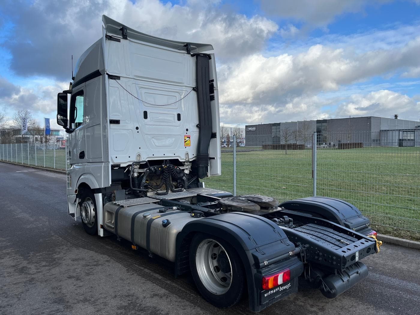 Mercedes-Benz Actros 1848 LS nRL GigaSpace Bild 3