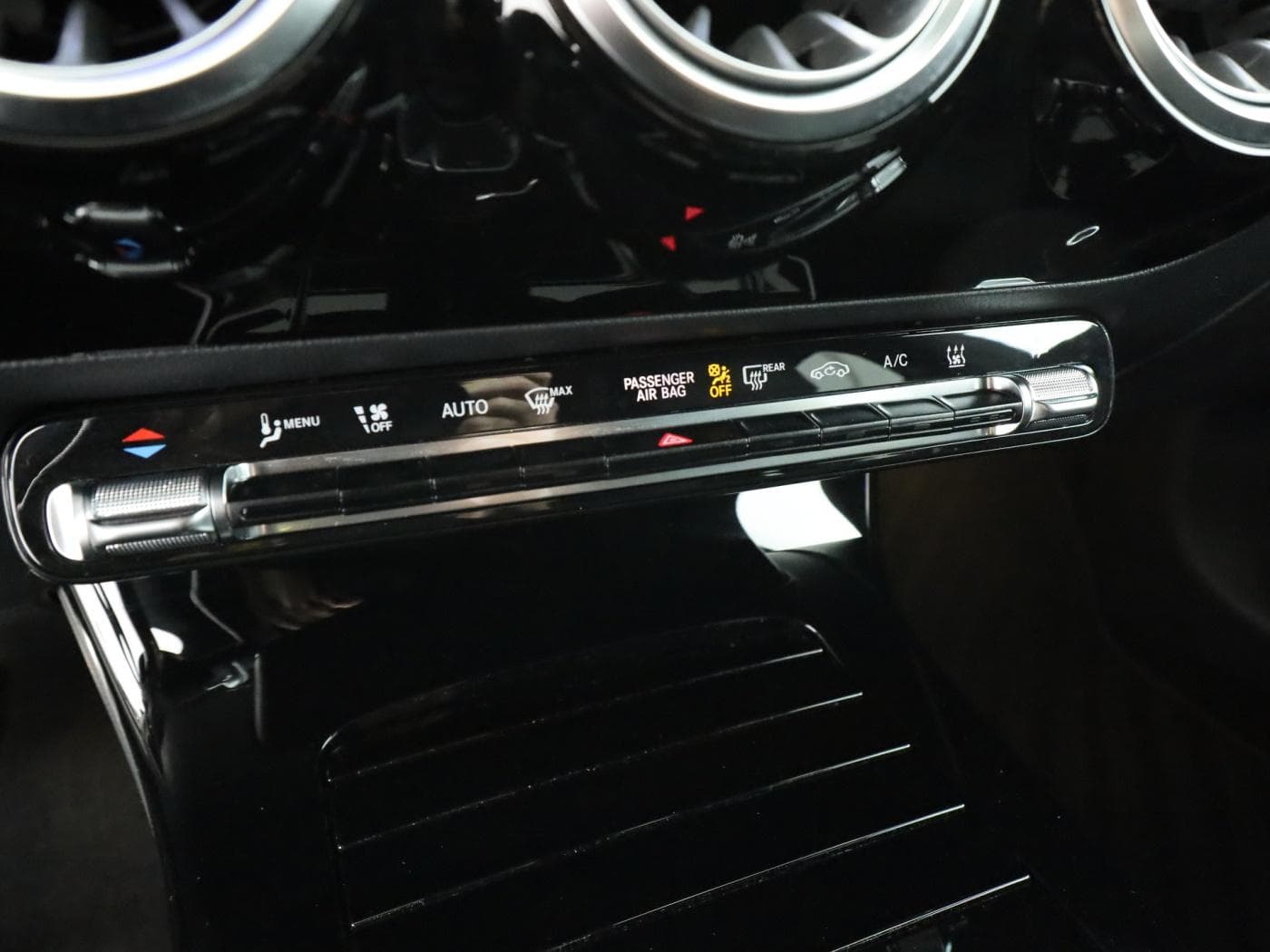 Mercedes-Benz CLA 250 e SB Bild 14