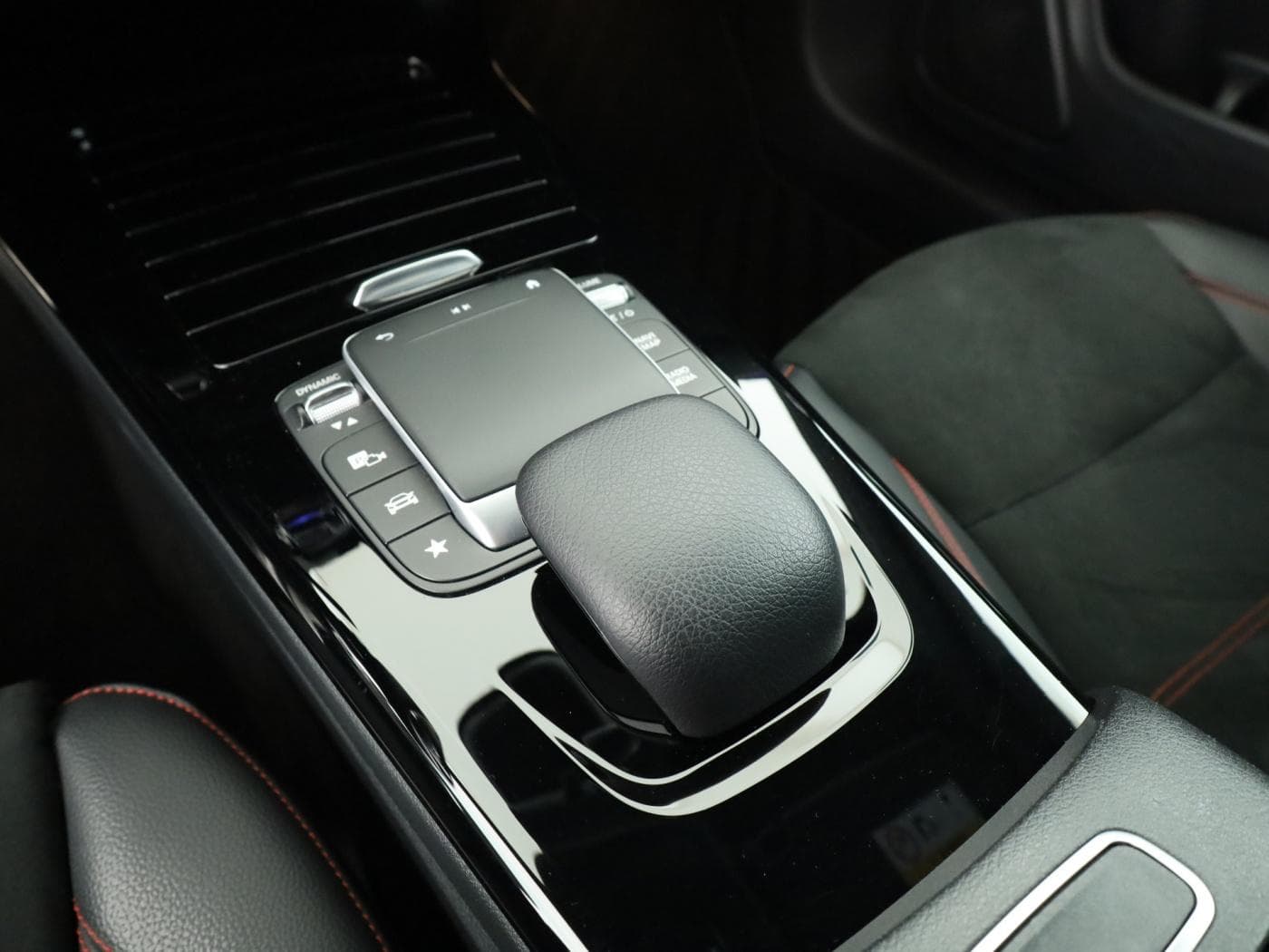 Mercedes-Benz CLA 250 e SB Bild 15