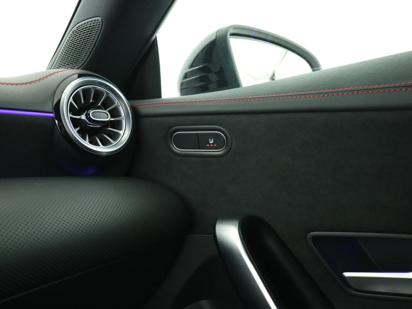 Mercedes-Benz CLA 250 e SB Bild 16