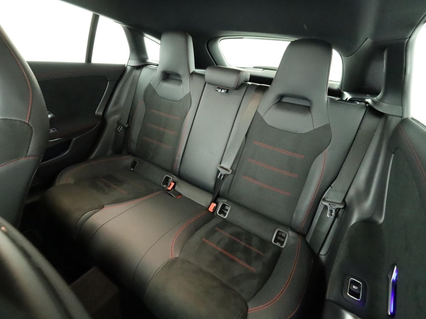 Mercedes-Benz CLA 250 e SB Bild 18