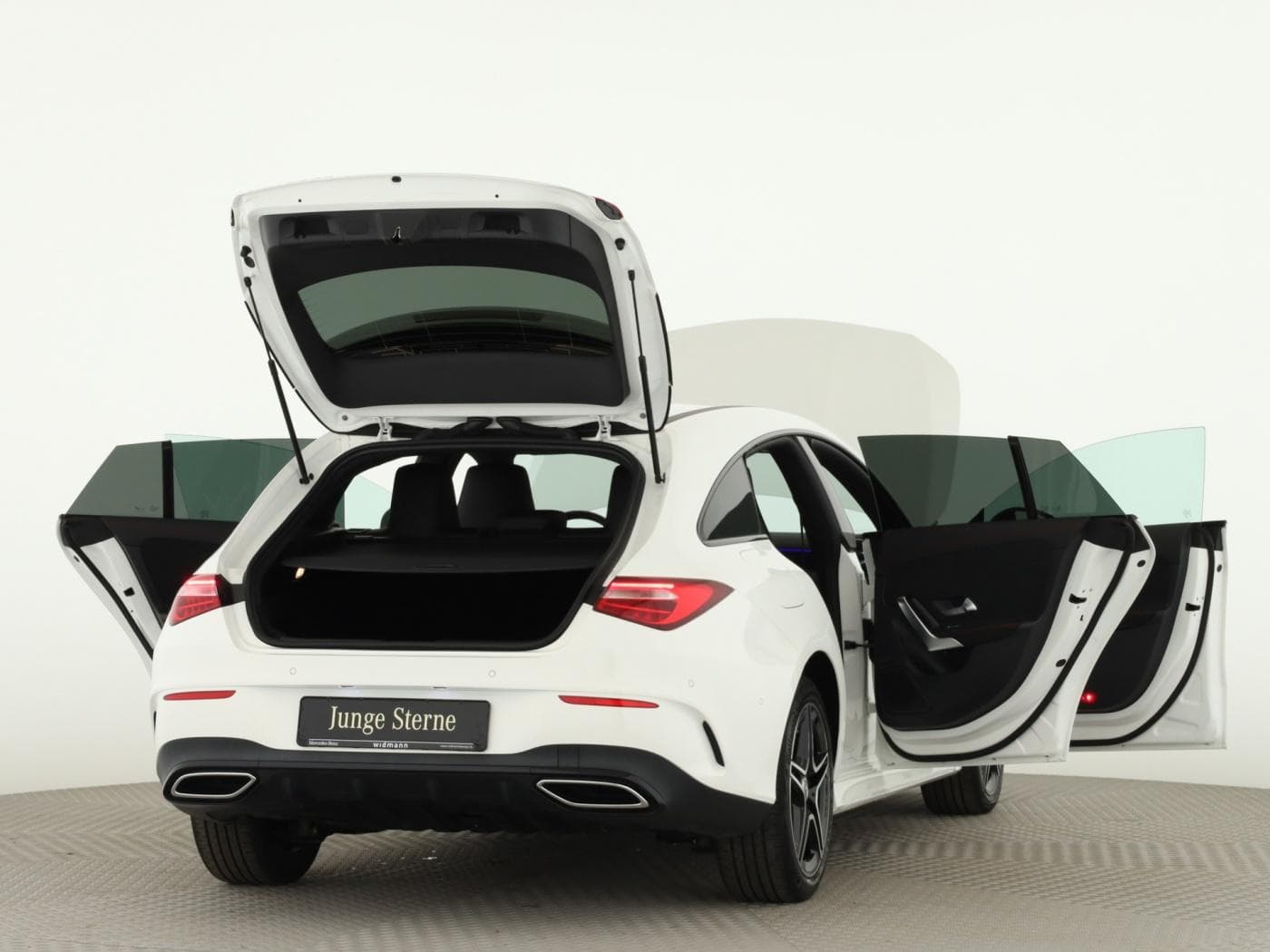 Mercedes-Benz CLA 250 e SB Bild 9