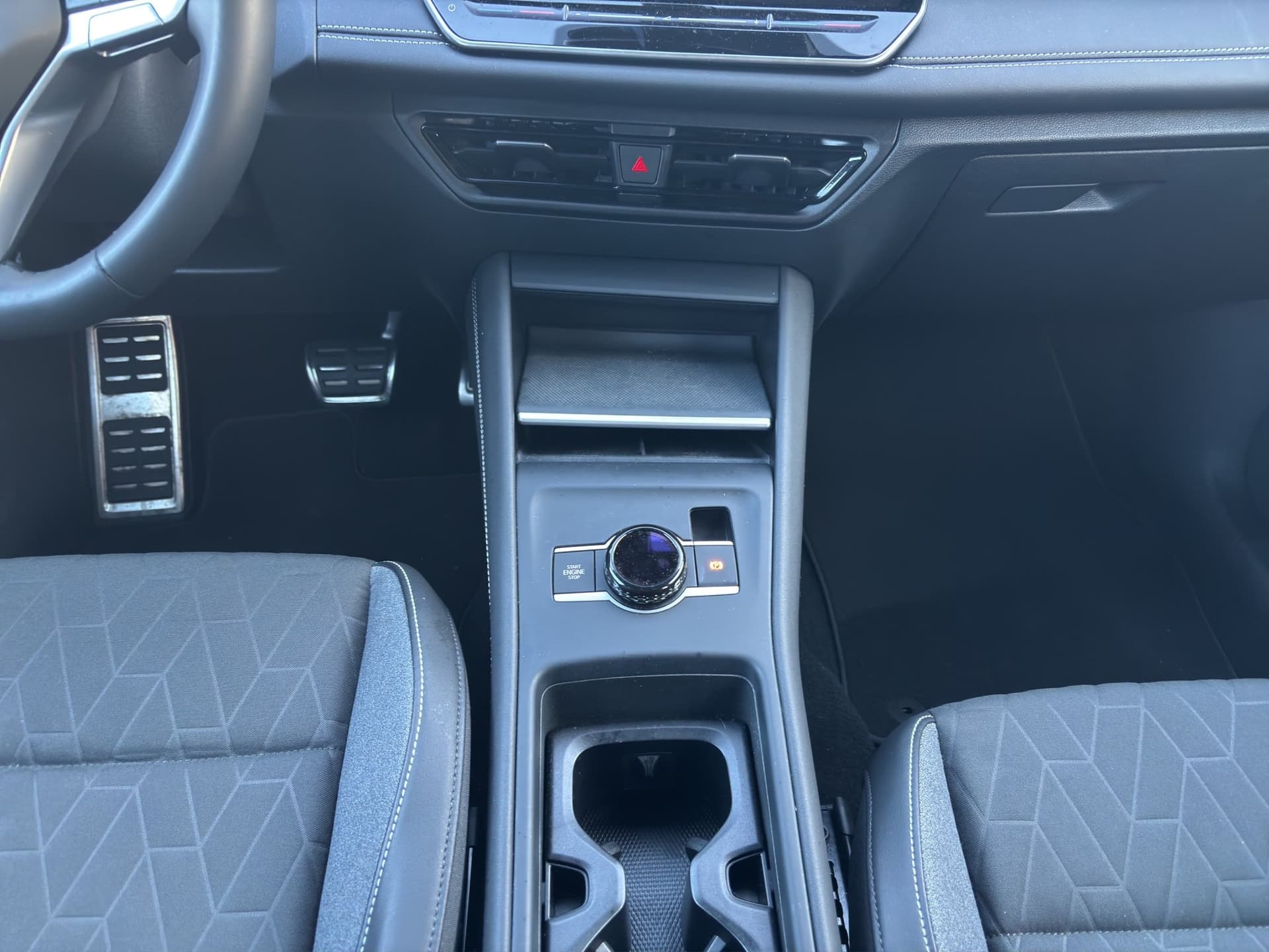 Volkswagen Tiguan Life GOAL 1.5 TSI DSG AHK NAVI ACC Kamera Bild 12