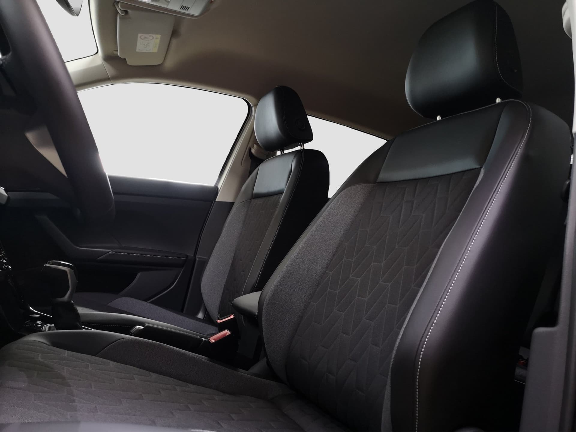 Volkswagen T-Cross ENERGY 1.0 l TSI OPF  DSG Bild 16