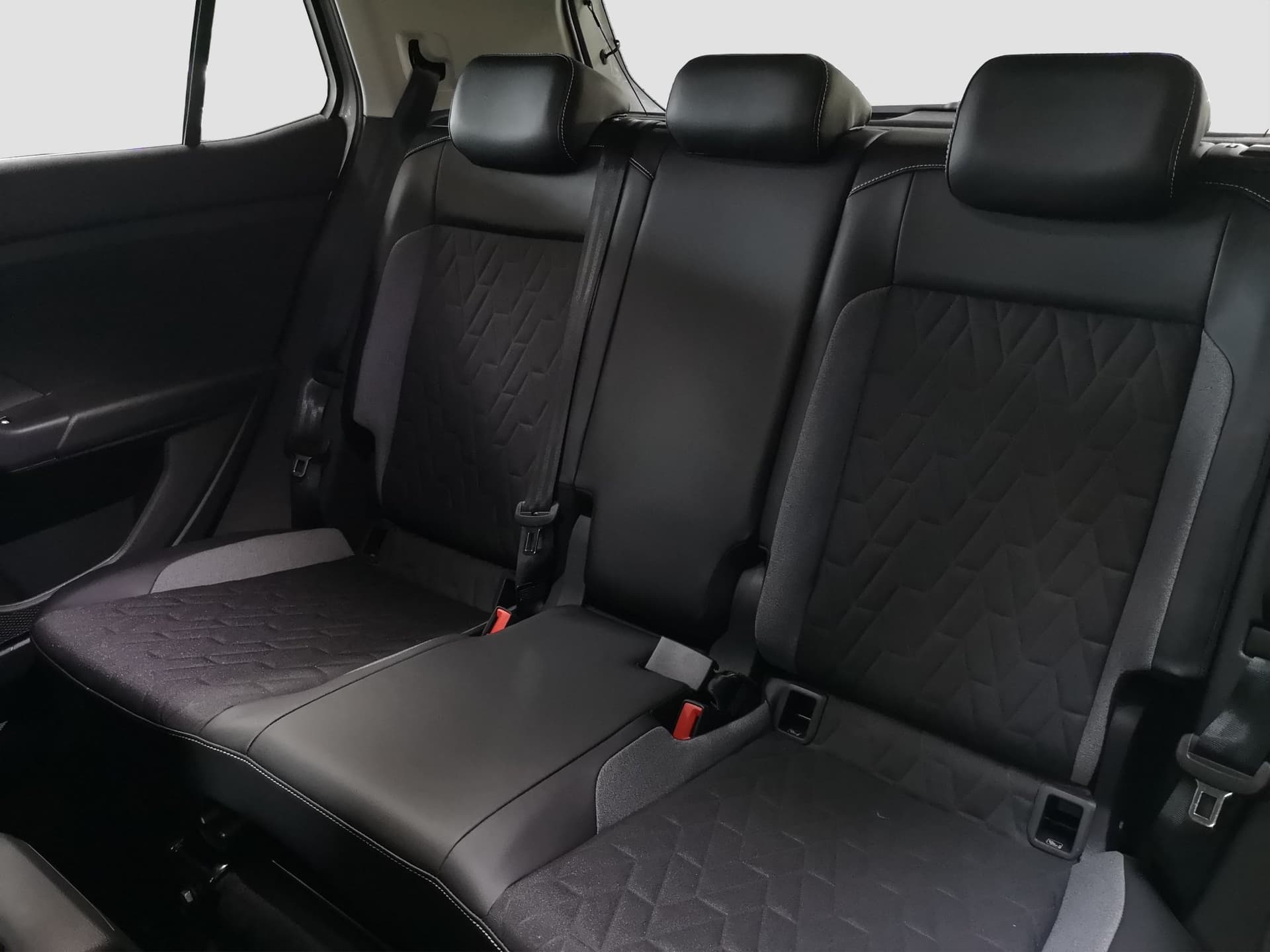 Volkswagen T-Cross ENERGY 1.0 l TSI OPF  DSG Bild 17