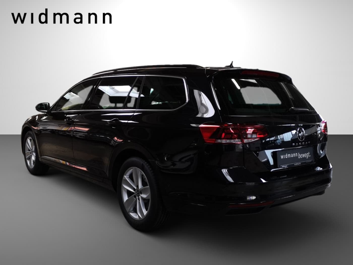 Volkswagen Passat Variant Business 2.0 l TDI DSG Bild 3