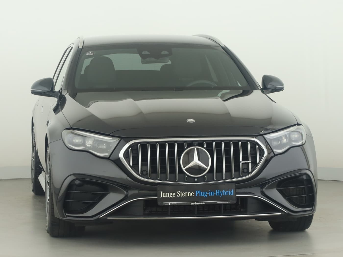 Mercedes-Benz E 53 AMG Hybrid 4M+ T Bild 3