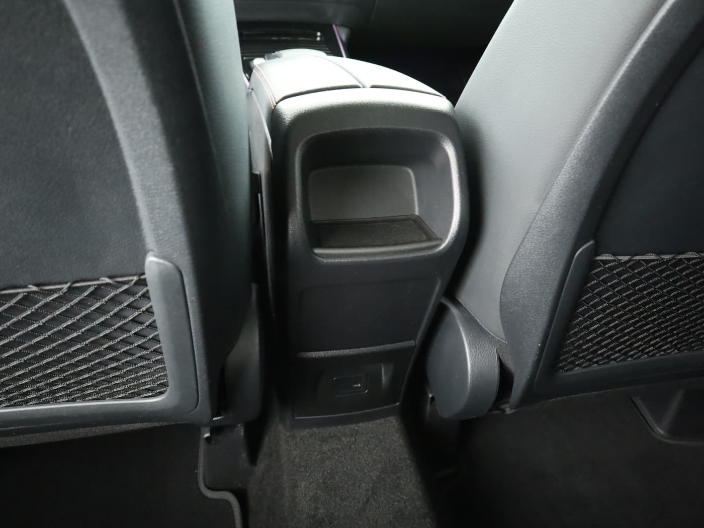 Mercedes-Benz GLA 250 e Bild 23