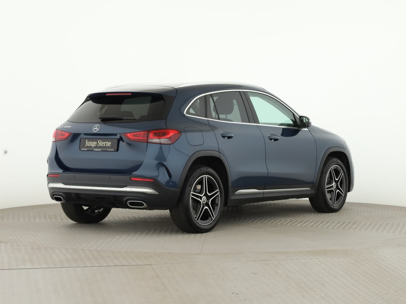 Mercedes-Benz GLA 250 e Bild 6