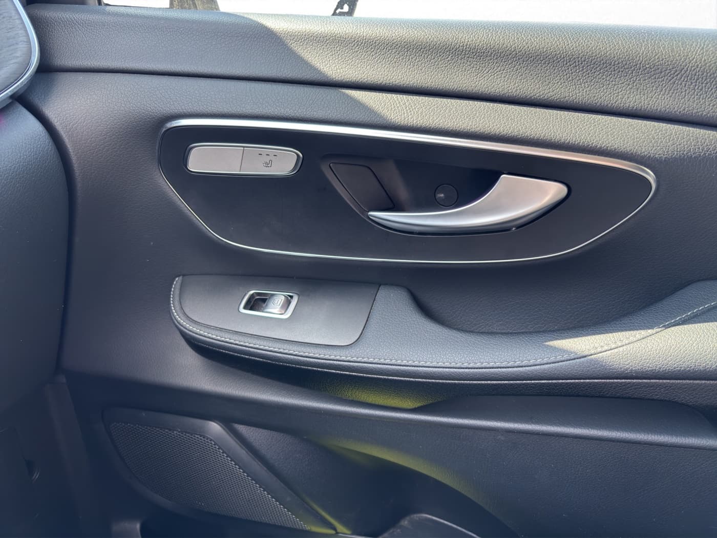 Mercedes-Benz V 300 d 4MATIC AVANTGARDE Extralang Bild 14