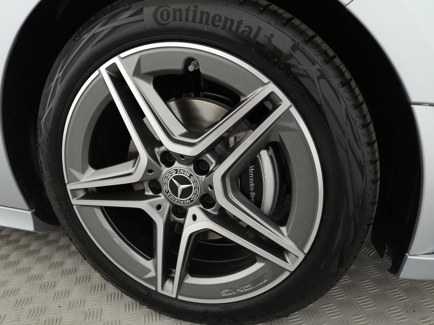 Mercedes-Benz B 200 Bild 21