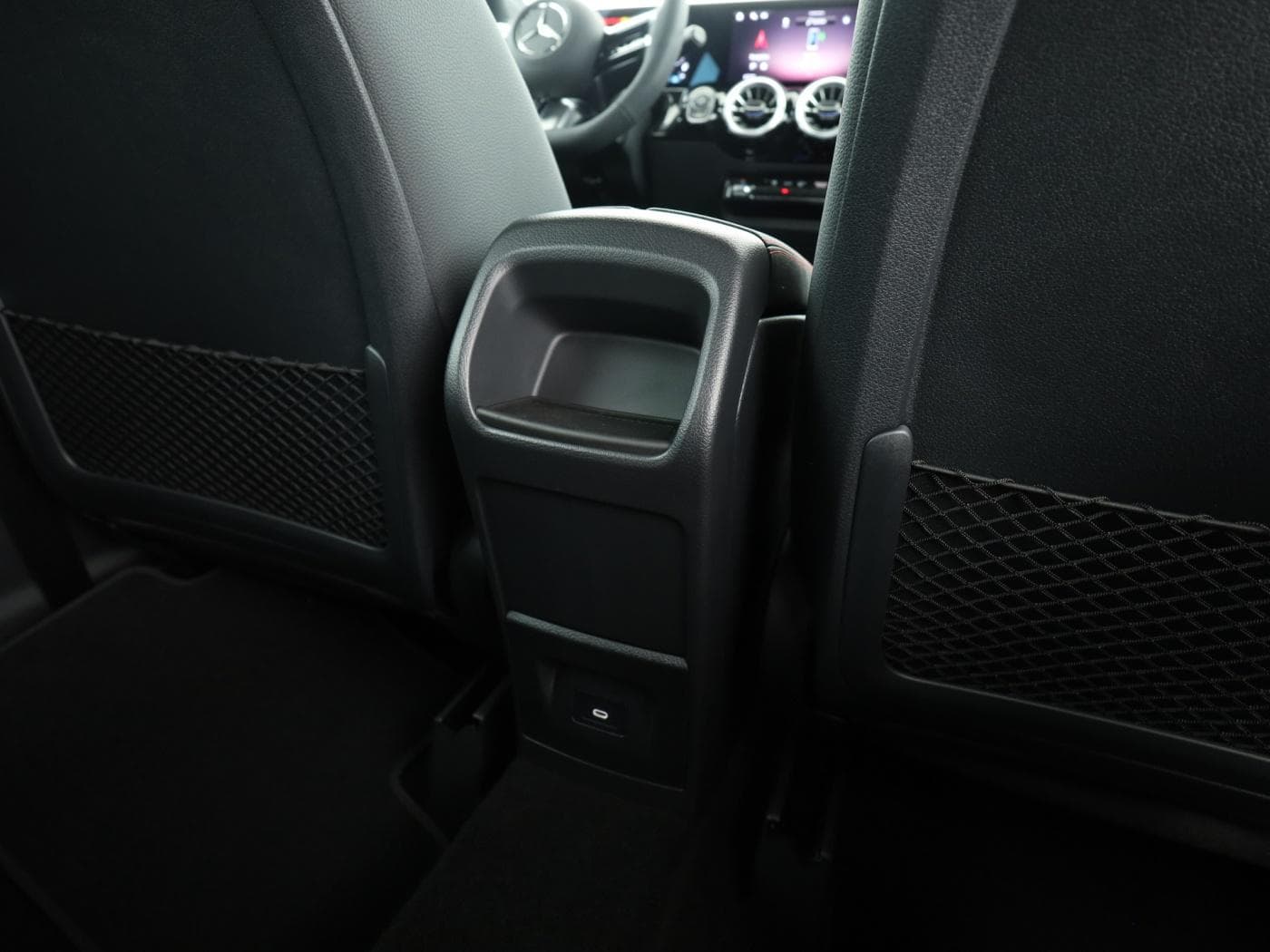 Mercedes-Benz B 200 Bild 25