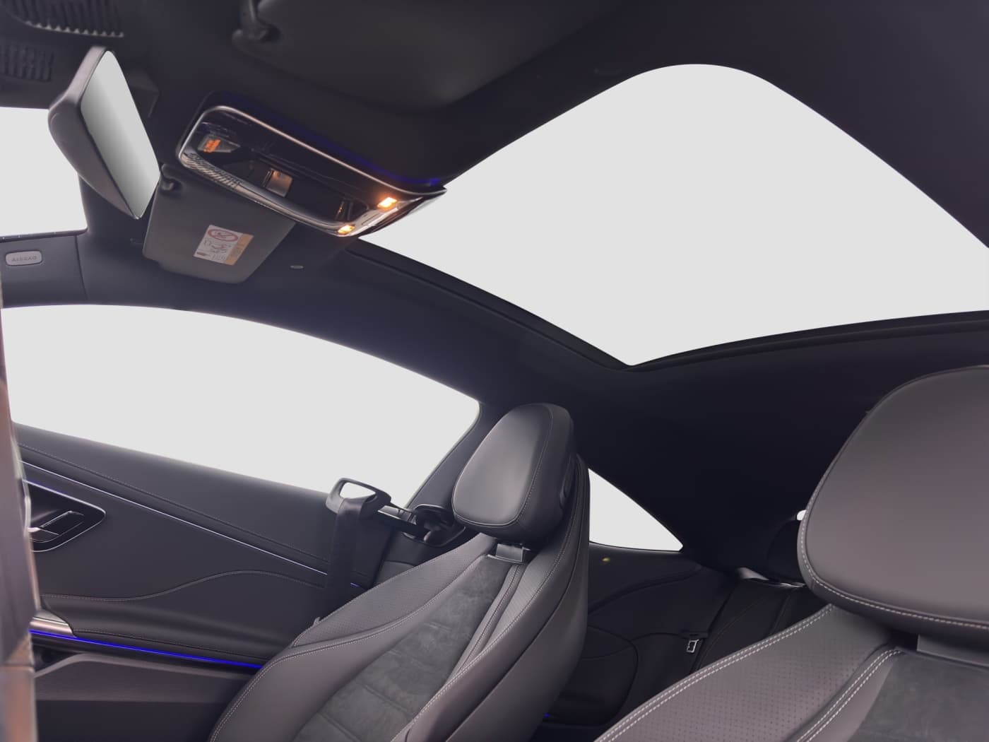 Mercedes-Benz CLE 200 Coup Bild 16