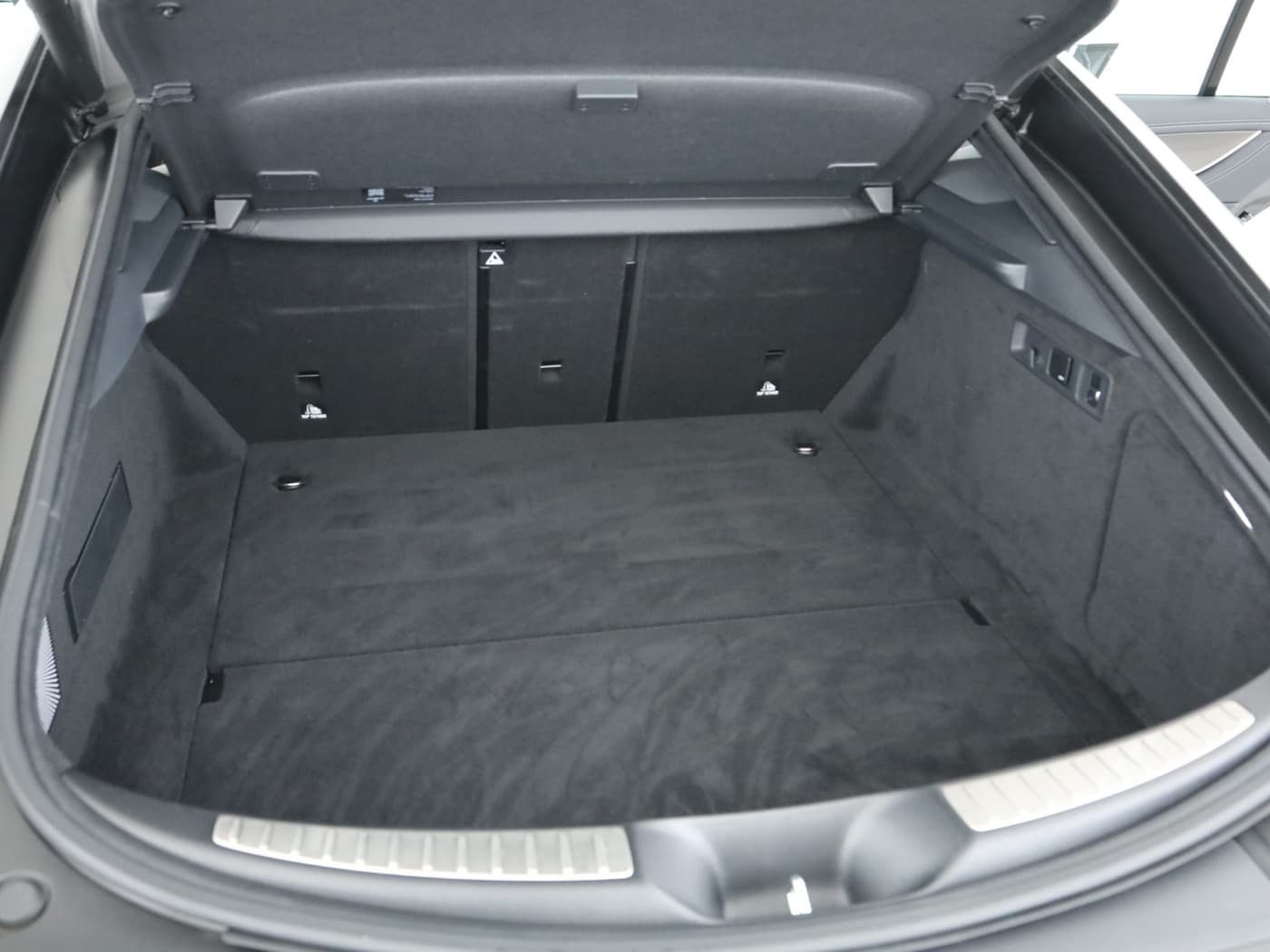 Mercedes-Benz AMG GT 63 S 4M+ Bild 23