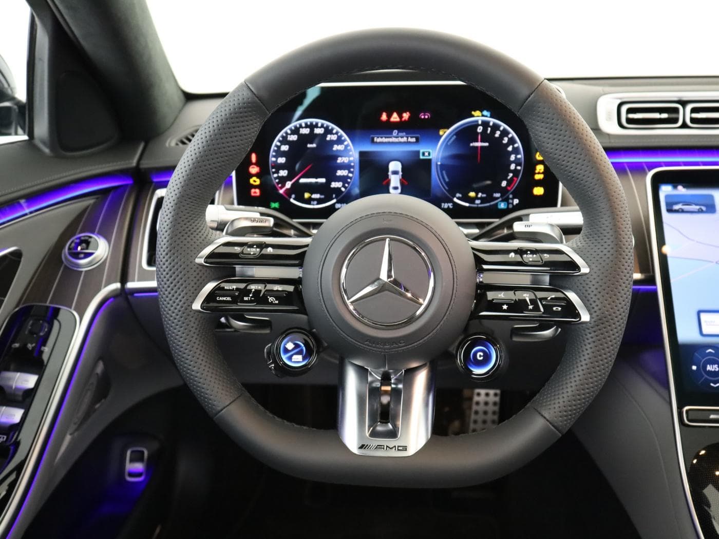 Mercedes-Benz S 63 E AMG Performance Limousine lang Bild 11