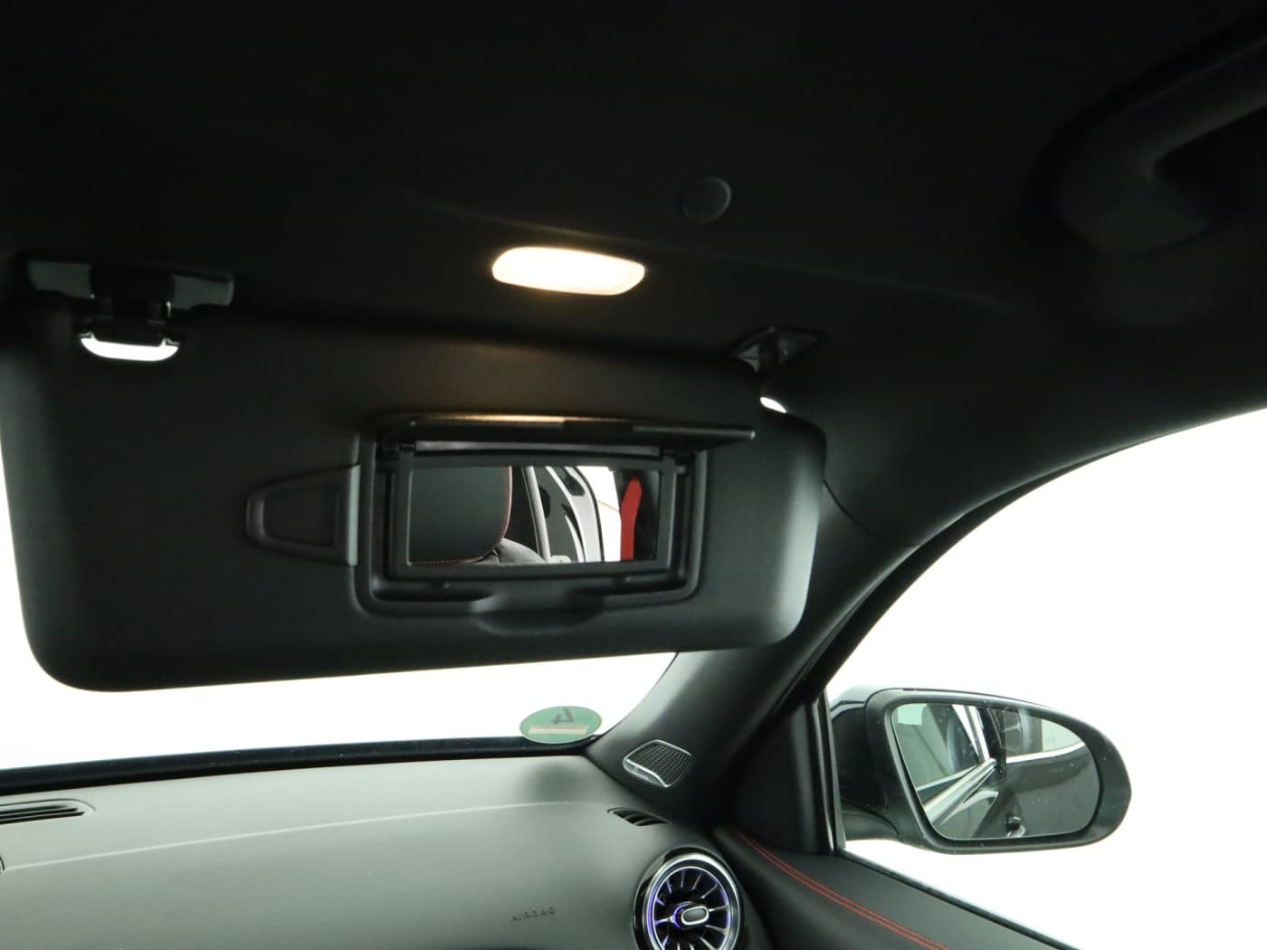 Mercedes-Benz AMG GLB 35 4MATIC Bild 23