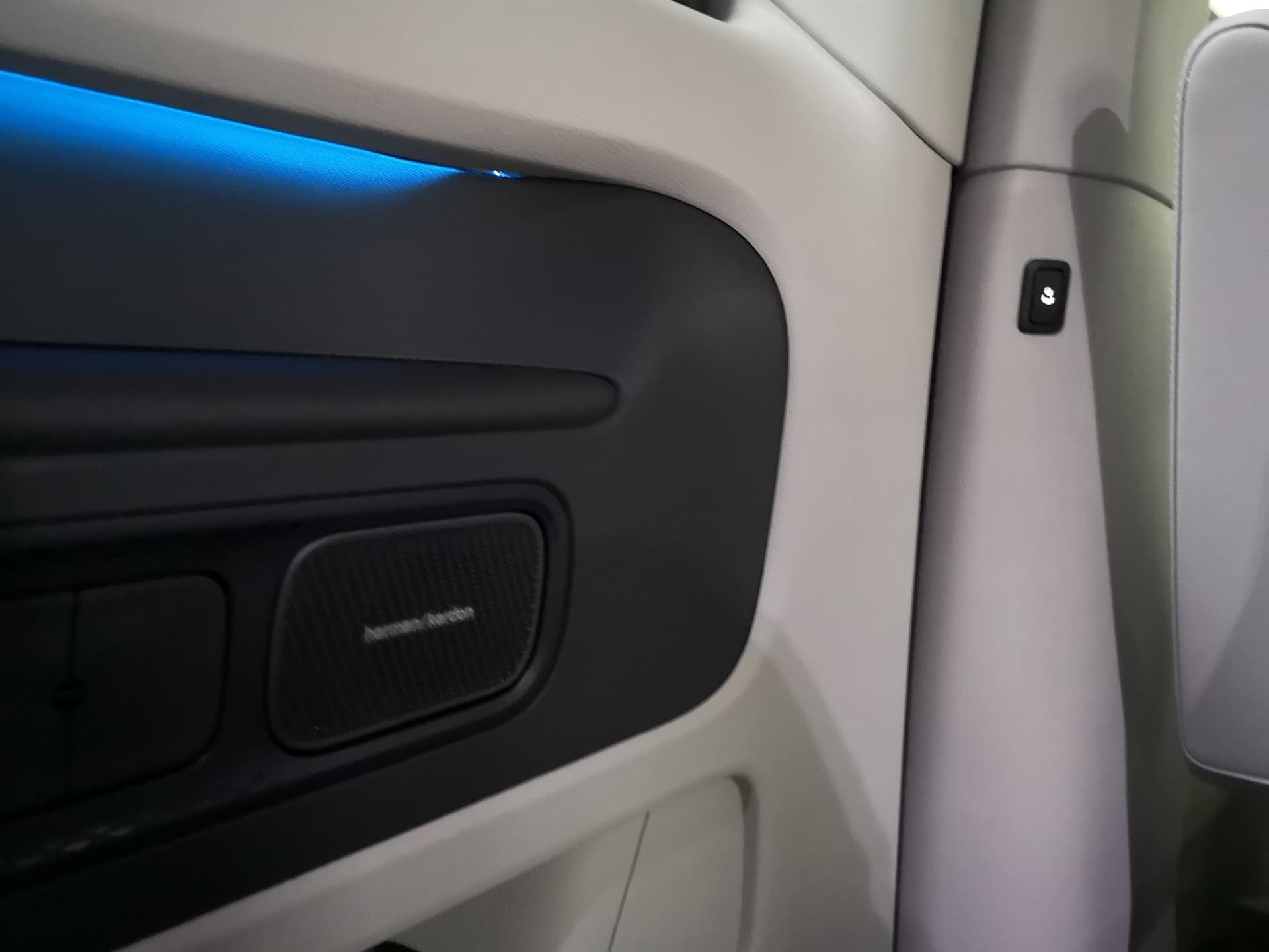 Volkswagen ID. Buzz Pro ENERGY LR Bild 22