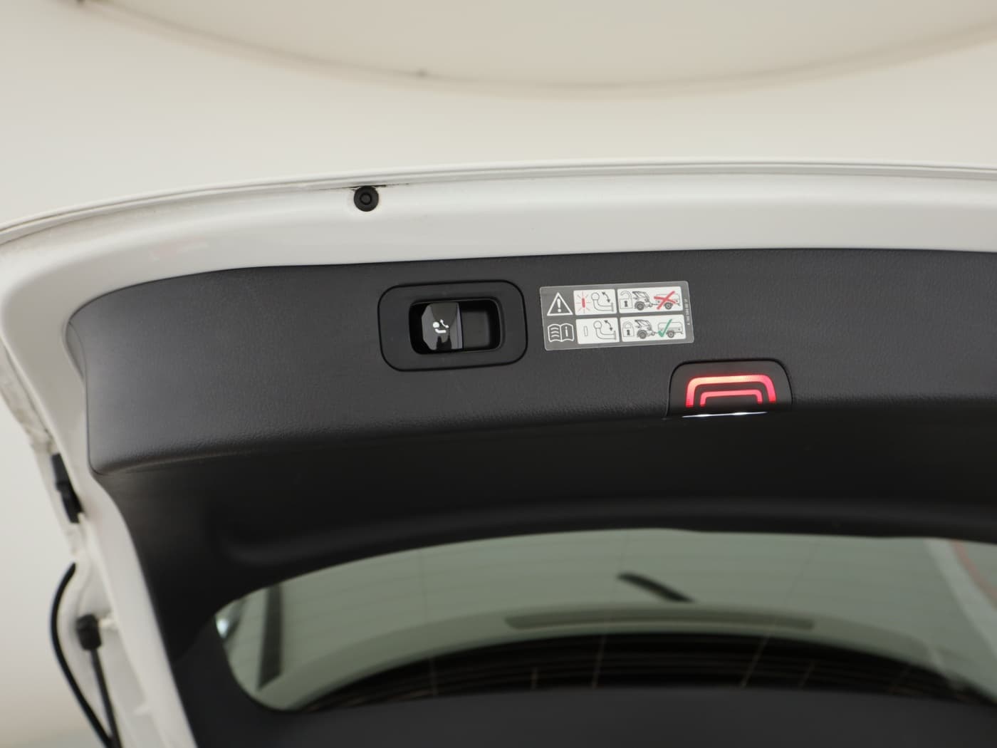 Mercedes-Benz C 220 d T Bild 25