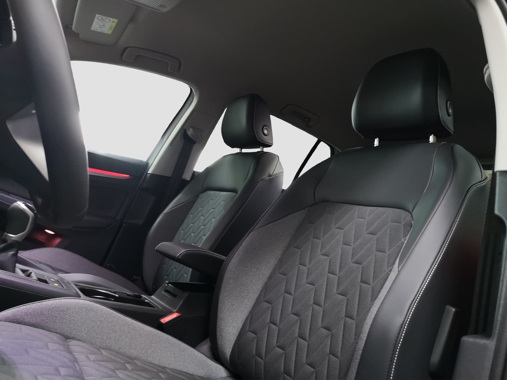 Volkswagen Golf Life 1.5 l TSI OPF  6-Gang Bild 16