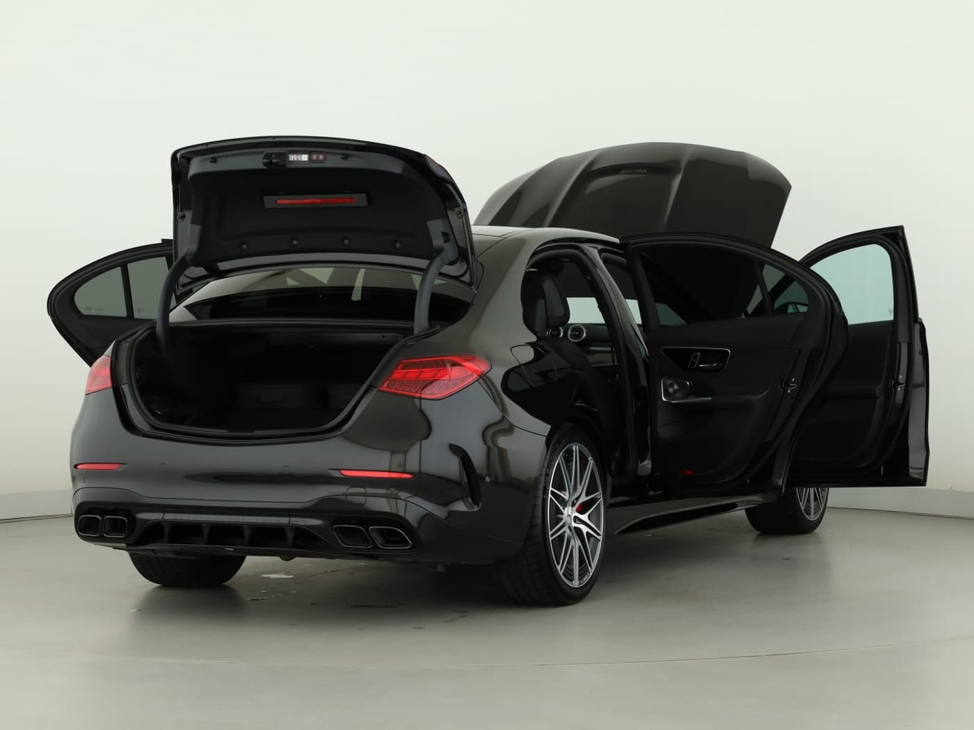 Mercedes-Benz C 63 S AMG E PERFORMANCE Bild 9