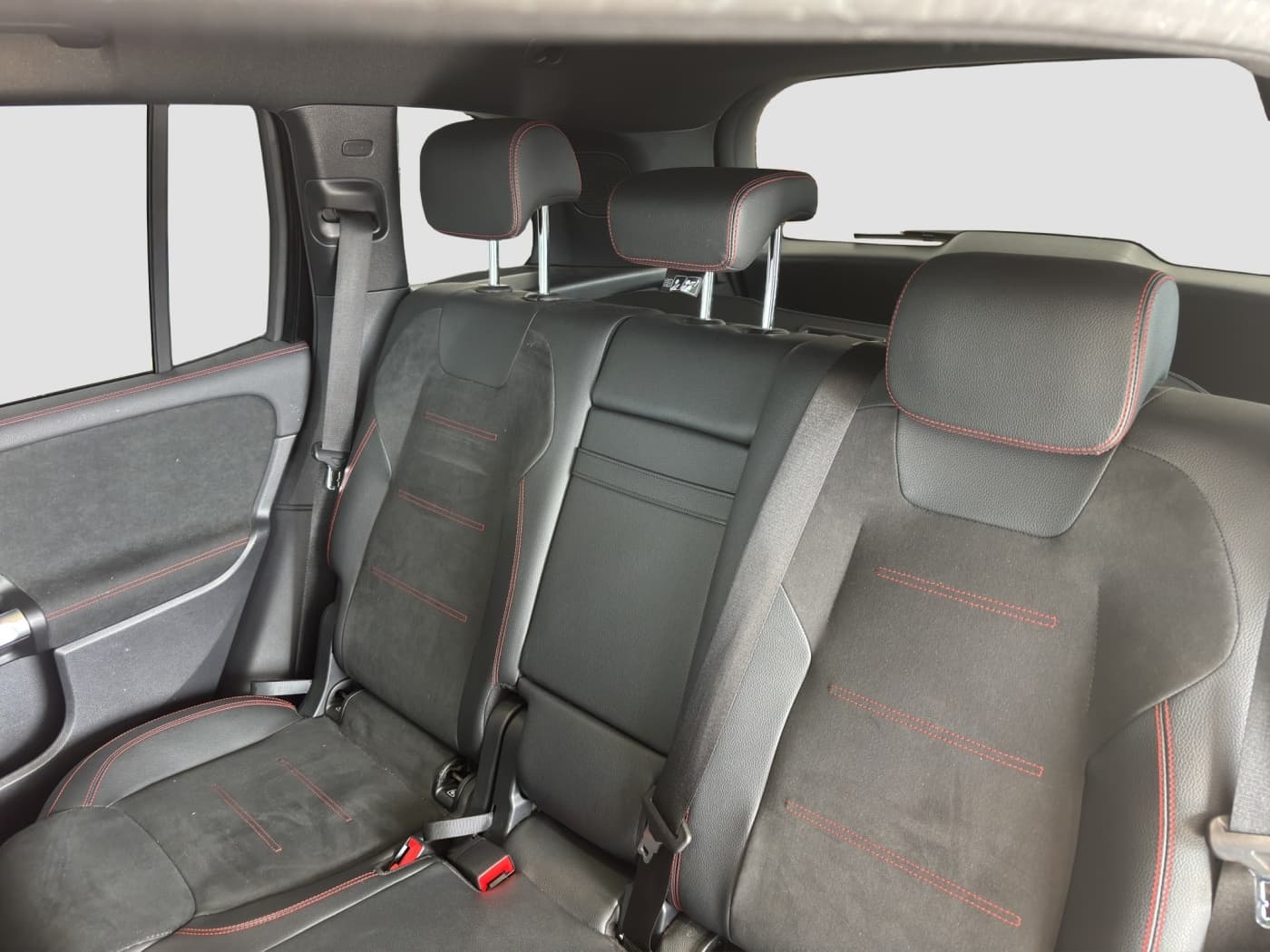 Mercedes-Benz EQB 350 4M Bild 17