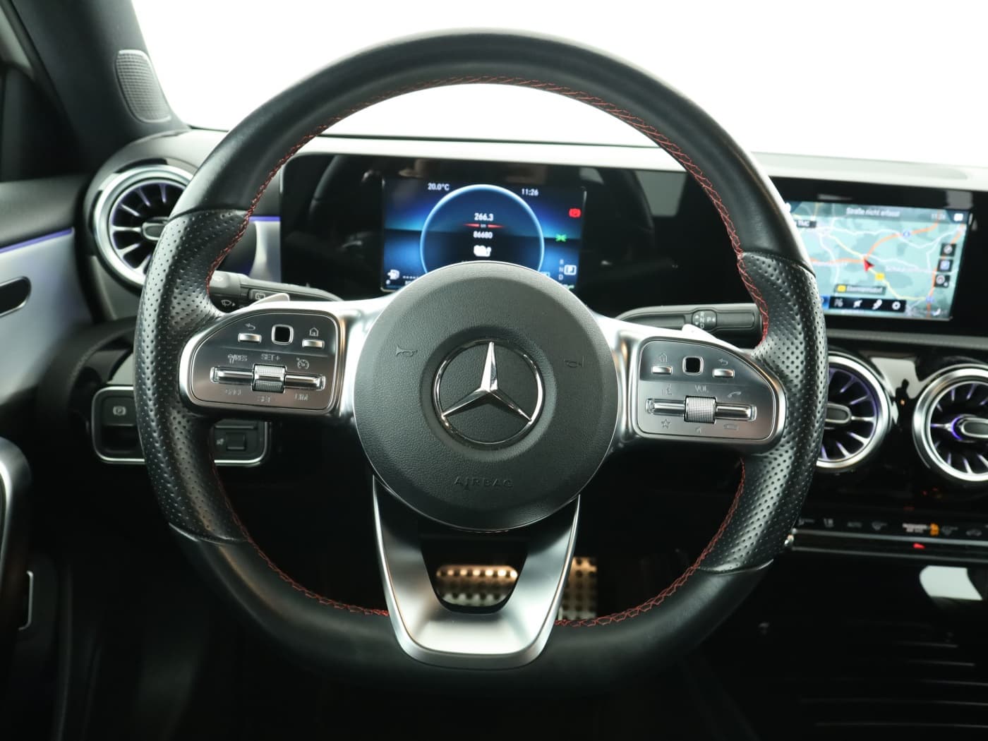 Mercedes-Benz A 250 e Bild 11