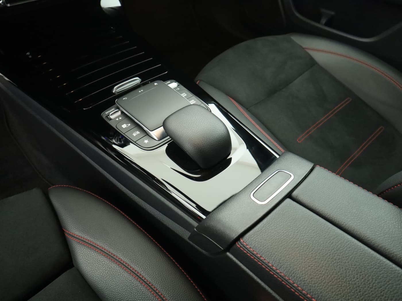 Mercedes-Benz A 250 e Bild 15